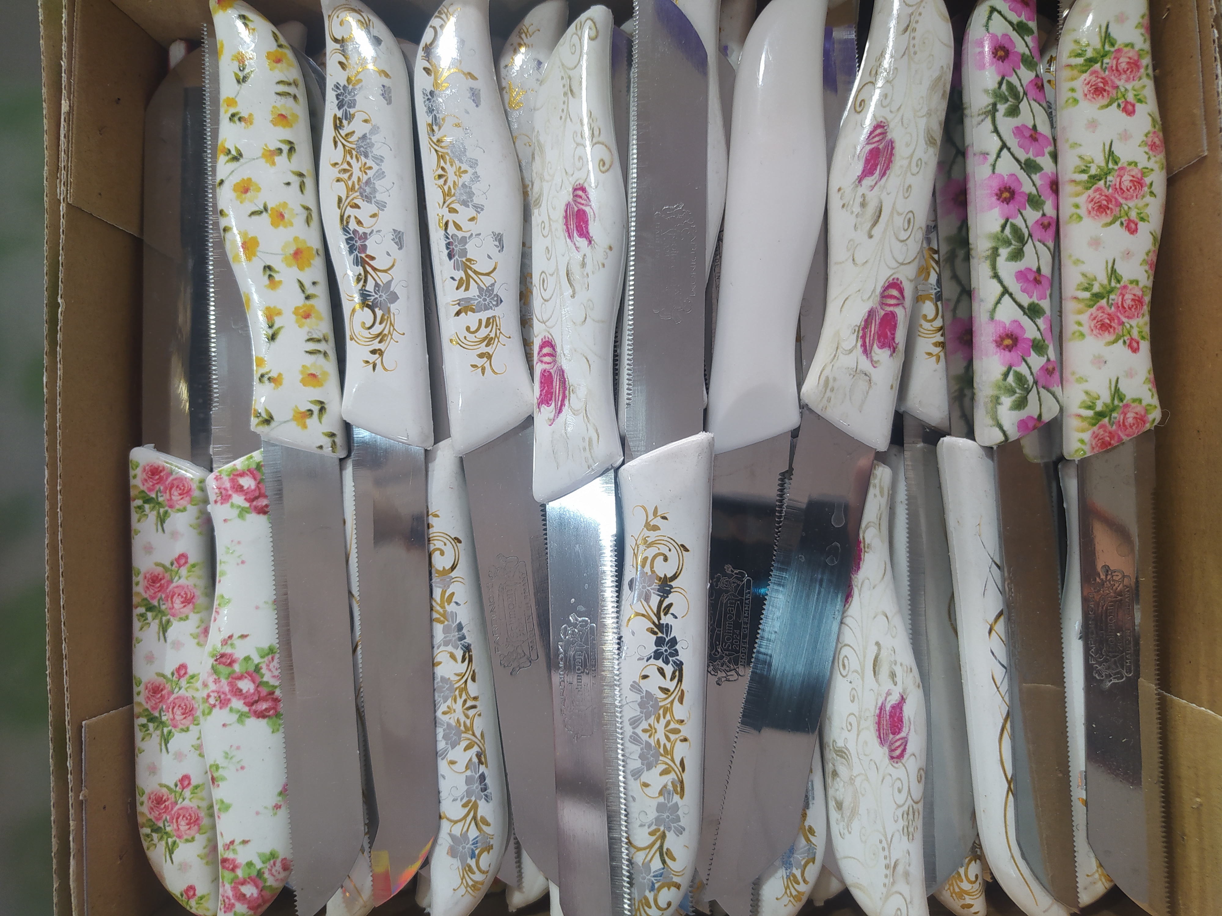 چاقو آشپزخانه اره ای مدل دسته گل دار - امکان خرید به صورت اقساطی