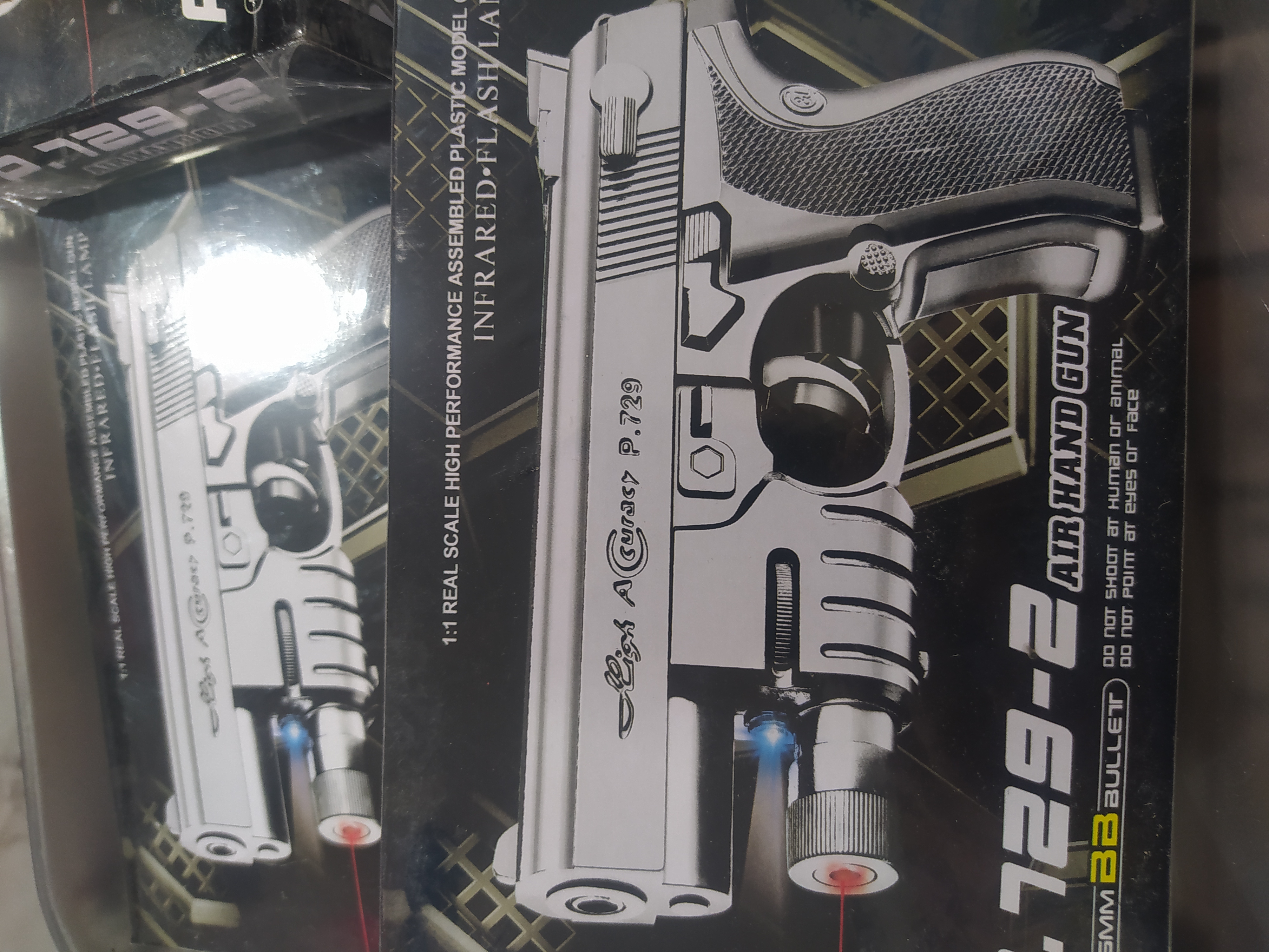 تفنگ اسباب بازی خشاب دار و چراغدار p729-2 مناسب کودک و نوجوان - امکان خرید به صورت اقساطی