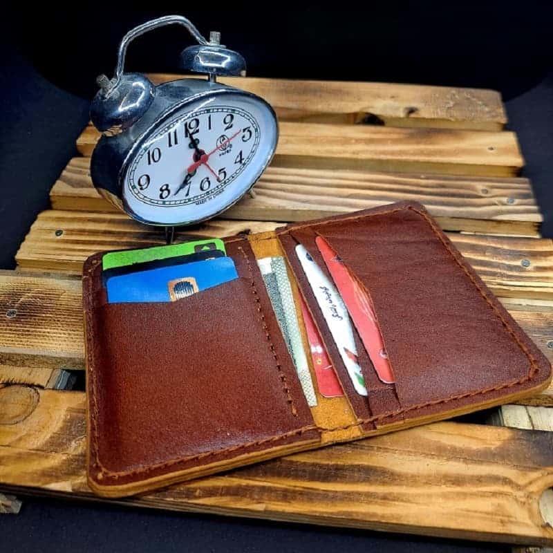 کیف جاکارتی چرم طبیعی عسلی تیره مدل j103  - امکان خرید به صورت اقساطی