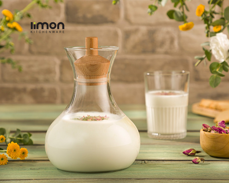 بطری آب درب چوبی 950 میلی لیتر - امکان خرید به صورت اقساطی