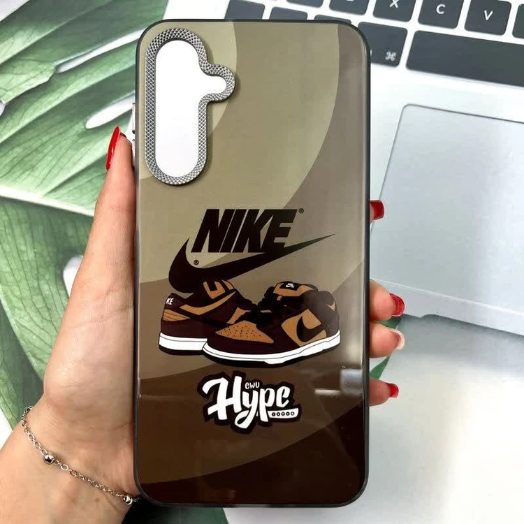 قاب گوشی carbon lens طرح کتونی nike مناسب گوشی شیاومی note 13 pro-امکان خرید اقساطی